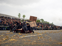 A handmuade racing car arrives during the march. More than 8000 protesters marched 12km against the planned A69 highway. The collectives 'La...