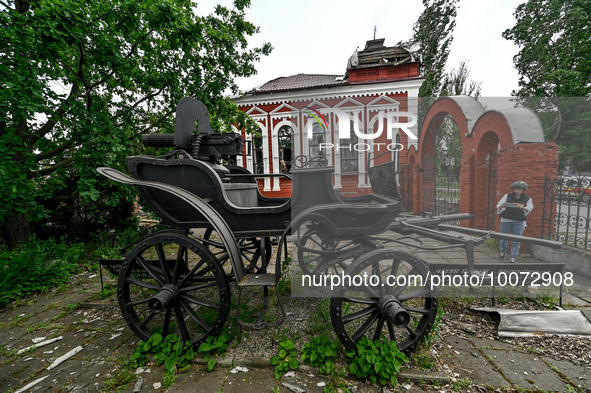 ZAPORIZHZHIA REGION, UKRAINE - MAY 18, 2023 - A monument to a tachanka (an open wagon with a heavy machine gun mounted on the rear side) use...