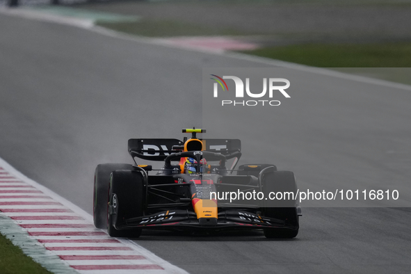 Sergio Checo Perez of Mexico driving the (11) Oracle Red Bull Racing RB19 during qualifying ahead of the F1 Grand Prix of Spain at Circuit d...