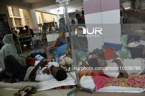 People suffering from dengue fever as they admitted for treatment at a government hospital in Dhaka, Bangladesh, on June 05, 2023. The dengu...
