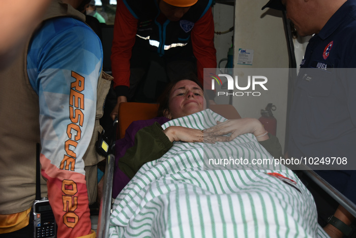 Search  Two Students From Spanyol And Swiss Was The Swept Of Wave In Indonesia Beach