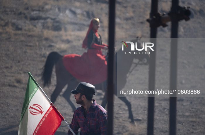 Iran-Nomads And The Historical Area Of The Shahar Yeri