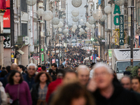 Thousands of Porto residents and tourists are choosing Rua de Santa Catarina, one of the busiest streets in the city of Porto, to do their l...