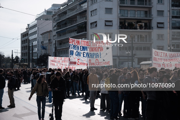 Students are demonstrating against the government-promoted bill for the establishment of non-state universities in Athens, Greece, on Februa...