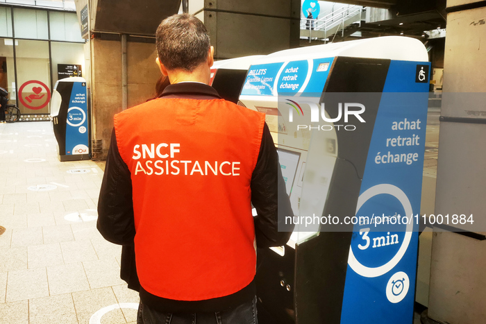 Paris Train Strike: Half of TGVs Halted During Holiday Weekend