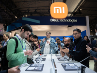 Xiaomi is presenting the new Xiaomi 14 phones, the new tablet with HyperOS, the Xiaomi Watch 2, and the Xiaomi SU7, its electric car, at MWC...