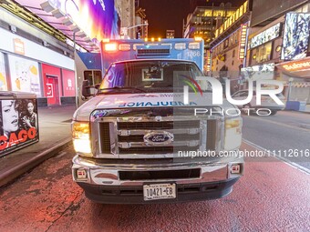 A Mount Sinai Hospital 911 Ambulance in New York City, USA operating the siren and the emergency lighting and the beacon. The Emergency Medi...