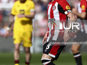 Mathias Jensen of Brentford is on the ball during the Premier League match between Brentford and Sheffield United at the Gtech Community Sta...