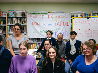 Several dozen parents, children, and staff are occupying the public school for the night at the College d'Echange contre le choc des savoirs...