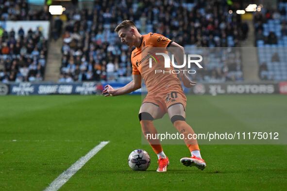 Liam Delap of Hull City is controlling the ball during the Sky Bet Championship match between Coventry City and Hull City at the Coventry Bu...