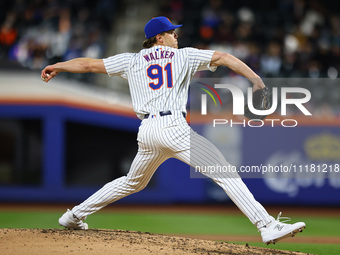 New York Mets relief pitcher Josh Walker #91 is throwing during the sixth inning of the baseball game against the St. Louis Cardinals at Cit...
