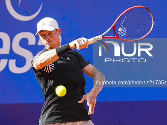Billy Harris is playing in the Round of 32 of the ATP Challenger Tour in Francavilla al Mare, Italy, on May 7, 2024. Andrea Guerrieri of Ita...