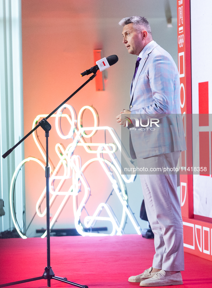 Polish Athletes Take Olympic Oath