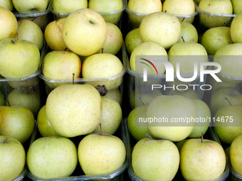 A Apple displays in the shop in Rafah in the southern Gaza Strip on May 17, 2014. (