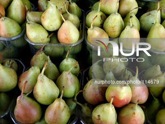 A Pear displays in the shop in Rafah in the southern Gaza Strip on May 17, 2014. (