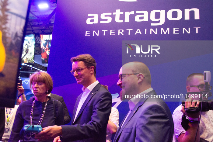 Politicians Visit Gamescom