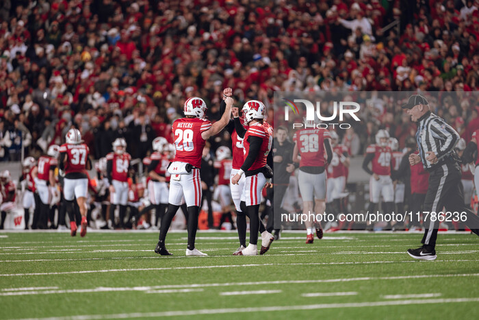 Wisconsin Badgers Vs. Oregon Ducks