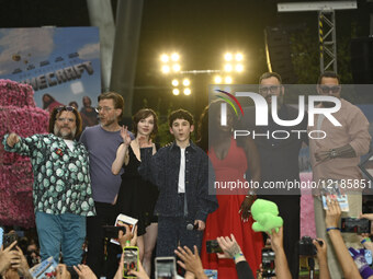 (L-R) Jack Black, Torfi Frans Olafsson, Emma Myers, Sebastian Eugene Hansen, Danielle Brooks, Jared Hess, and Jason Momoa pose for photos du... by Eyepix/NurPhoto