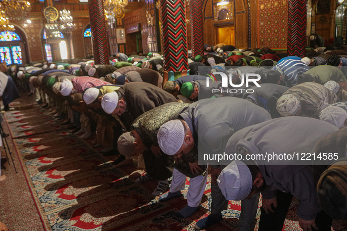 Muslims Observe Eid Al-Fitr In Kashmir