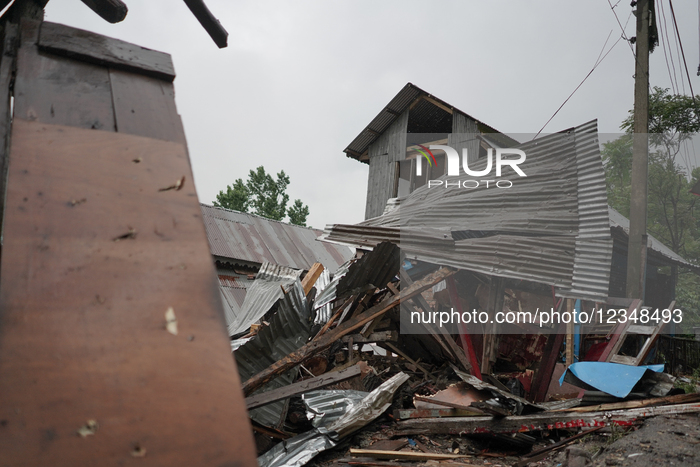 Cross Border Shelling Continues In Kashmir