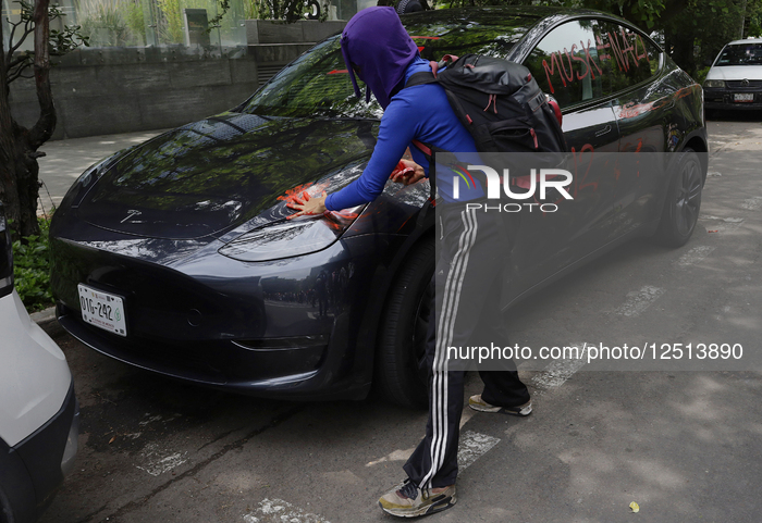 Anti-Pride March Mexico 2025