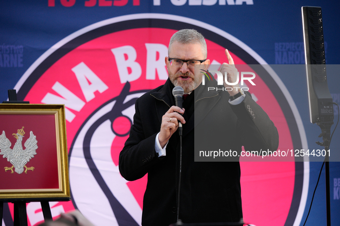 Polish Politician Denies Holocaust In Radio Interview 