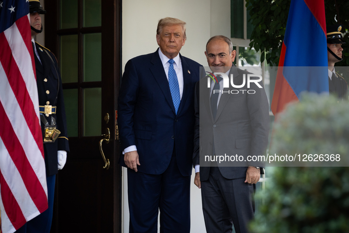 Trumps greets Armenian PM Pashinyan at White House