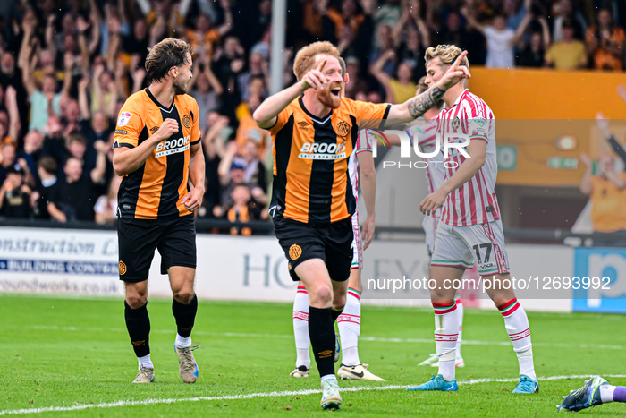 Cambridge United v Newport County - Sky Bet League Two