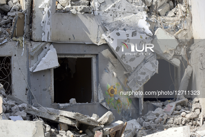 Buildings destroyed by shelling dismantled in Kharkiv