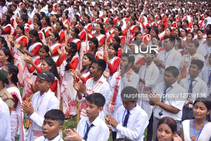 Students Sing Legendary Singer Bhupen Hazarika's 'Manuhe Manuhar Babe" In Assam