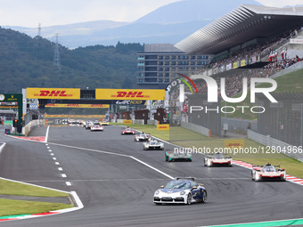 The field of Hypercar and LMGT3 entries takes the start of the 6 Hours of Fuji, round seven of the 2025 FIA World Endurance Championship, at... by Wan Mikhail Roslan/NurPhoto