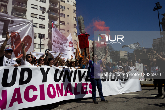 Doctors, Workers, And Parents From Garrahan Marched To The Argentine National Congress. October 2, 2025.