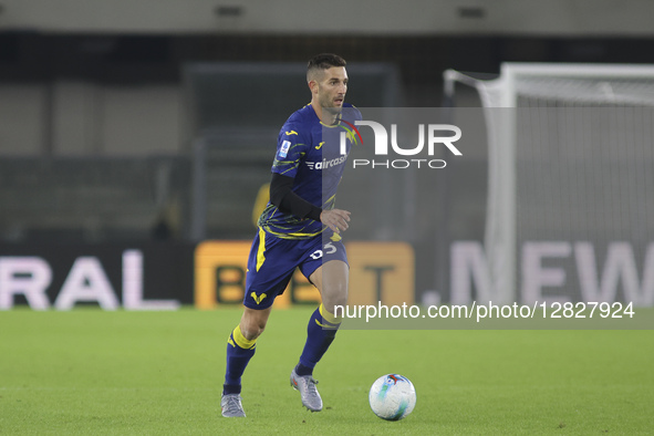 Roberto Gagliardini of Hellas Verona FC plays the ball during the Hellas Verona FC vs US Sassuolo, 6th Serie A Enilive 2025-26 game at Marca... by Davide Casentini/NurPhoto