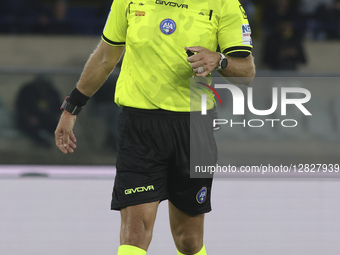 The referee Francesco Fourneau officiates the Hellas Verona FC vs US Sassuolo, 6th Serie A Enilive 2025-26 game at Marcantonio Bentegodi Sta... by Davide Casentini/NurPhoto