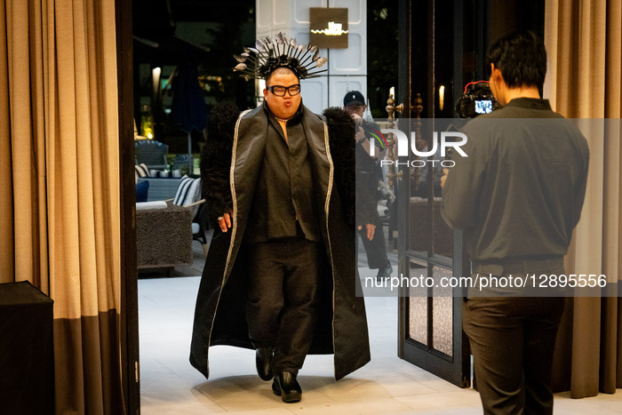 Taylor Srirat Turns 36 At The Athenee