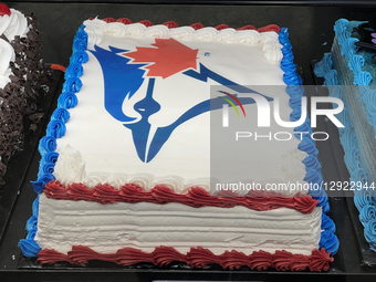 A cake celebrates the Toronto Blue Jays baseball team reaching the MLB (Major League Baseball) World Series at a grocery store in Richmond H... by Creative Touch Imaging Ltd/NurPhoto