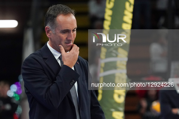 Cuttini Jacopo, head coach of Sonepar Padova, looks on during the Credem Banca Super League match between Sir Susa Scai Perugia and Sonepar... by Loris Cerquiglini/NurPhoto