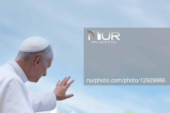 Pope Leo XIV gestures as he arrives to meet students participating in the Jubilee of the World of Education during an audience at St. Peter'... by Massimo Valicchia/NurPhoto