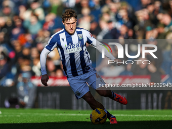 Callum Styles of West Bromwich Albion is in attacking action during the Sky Bet Championship match between West Bromwich Albion and Sheffiel... by MI News/NurPhoto