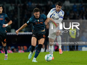 Alvaro Morata of Como 1913 competes for the ball with Amir Rrahmani of SSC Napoli during the Serie A match between SSC Napoli and Como 1908... by Franco Romano/NurPhoto