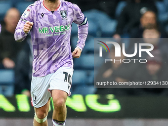 Barry Bannan of Sheffield Wednesday races forward during the Sky Bet Championship match between West Bromwich Albion and Sheffield Wednesday... by MI News/NurPhoto
