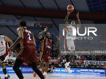 Stefan Moody of Openjobmetis Varese competes against RJ Cole of Umana Reyer during the Italian LBA basketball championship match between Uma... by Mattia Radoni/NurPhoto