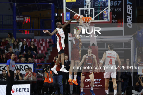 Amedeo Tessitori of Umana Reyer competes against Taze Moore of Openjobmetis Varese during the Italian LBA basketball championship match betw... by Mattia Radoni/NurPhoto
