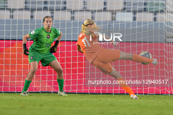 Derks R. J. E. (Forward) of Netherlands U-17 signs the 2-2 in action during the FIFA U-17 Women's World Cup Morocco 2025 quarter-final match... by Andrea  Amato/NurPhoto