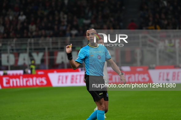 Marco Guida referees the match between AC Milan and AS Roma in Serie A at Stadio Meazza in San Siro, Italy, on November 2, 2025.  by Alessio Morgese/NurPhoto