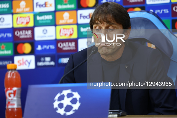 Antonio Conte coaches Napoli during a press conference ahead of the UEFA Champions League 2025/26 League Phase MD4 against Eintracht Frankfu... by Ciro De Luca/NurPhoto