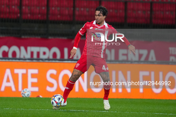 Armando Izzo plays during the match between AC Monza and Spezia Calcio in Serie B at U-Power Stadium in Monza, Italy, on November 2, 2025.  by Alessio Morgese/NurPhoto