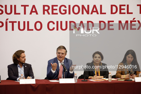 From left to right, Vice President of Grupo IUSA, Juan Carlos Peralta del Rio; Mexico's Economic Minister, Marcelo Ebrard Casaubon; and Head... by Eyepix/NurPhoto