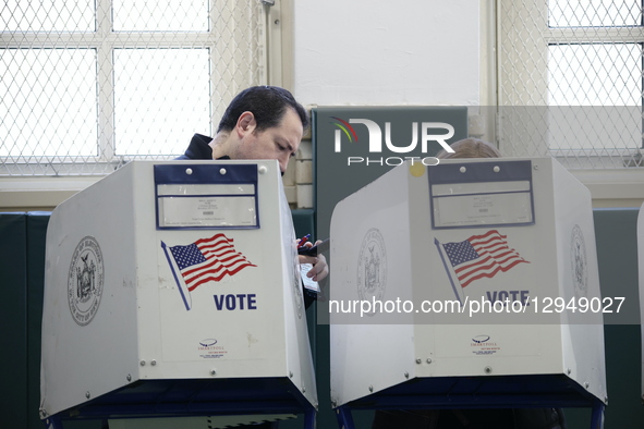 Voting citizens participate in the New York City mayoral election at Public School 99 in East Brooklyn, on November 4, 2025. From early on,... by Deccio Serrano/NurPhoto