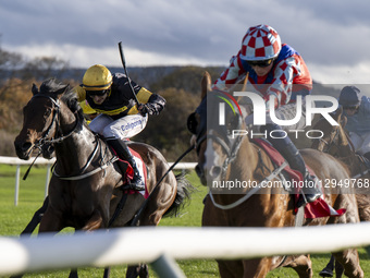 HAVE SECRET (IRE), ridden by Warren Fentiman and trained by Richard A Fahey, is out in front ahead of PROJECT GEOFIN, ridden by Ben Robinson... by MI News/NurPhoto